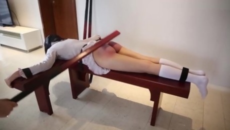 Chinese Ancient Corporal Punishment (Huarong 20 y.o.),Read comment for info